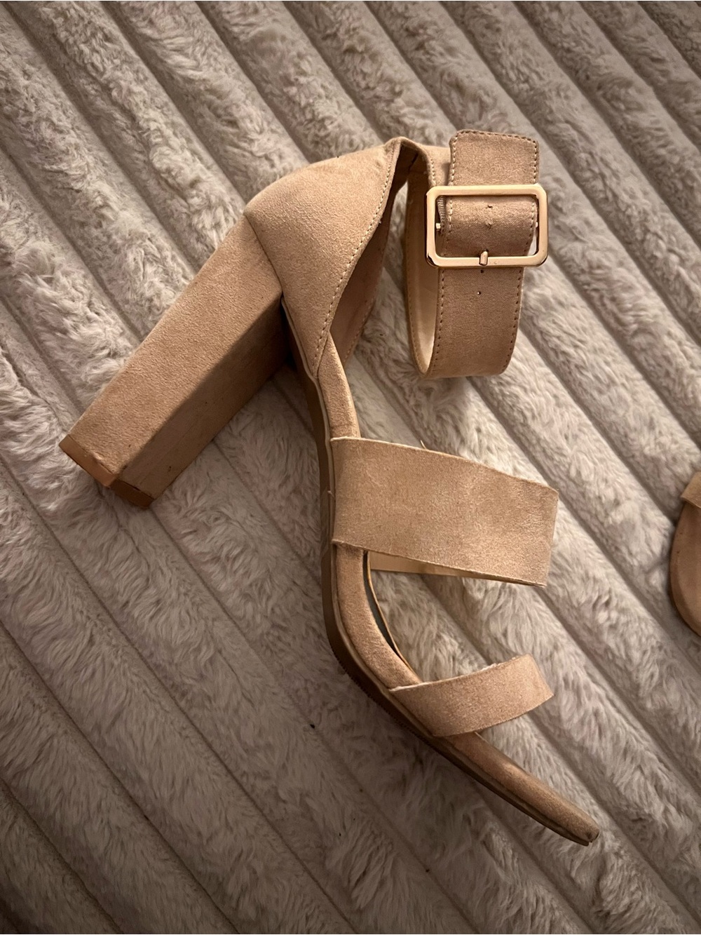 Women's Tan Suede Block Heel Sandals